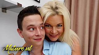 An Evening Almost His Stepmom Gets Hotter By The Minute